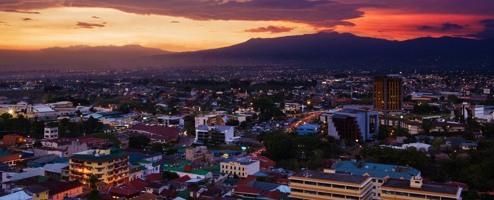 San José - Noche a bordo