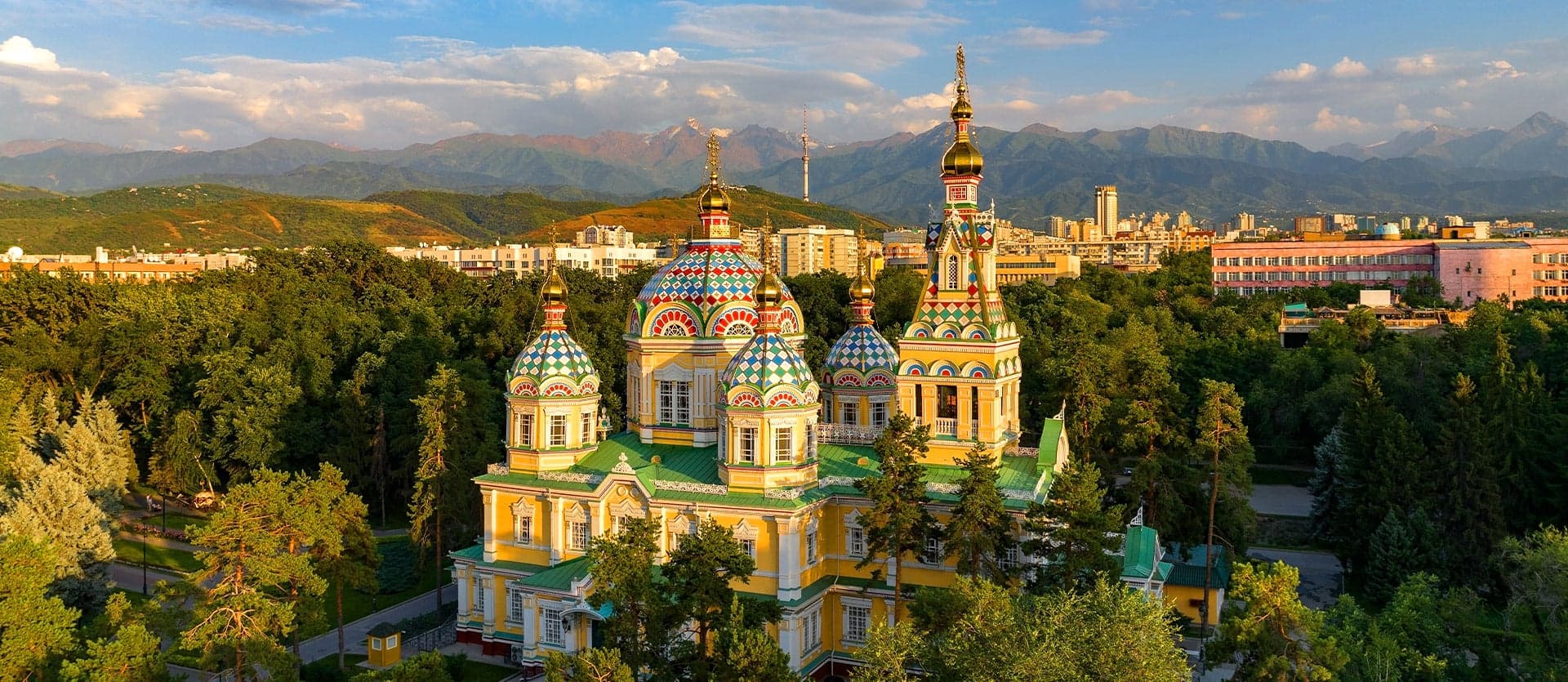 Ascension Cathedral <span class="iconos separador"></span> Kazakhstan