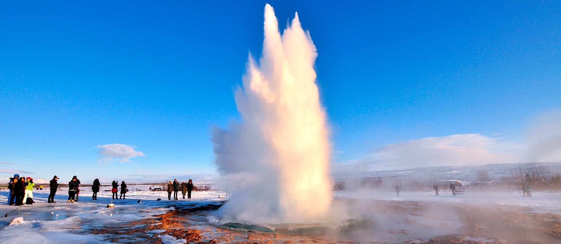 Islandia entre géiseres y cascadas