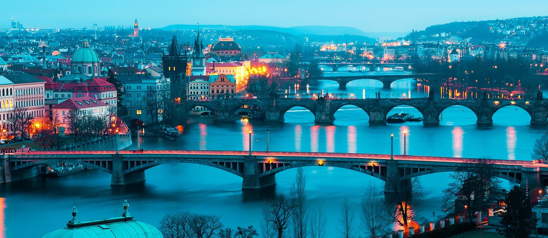 Bridges over the Vltava River <span class="iconos separador"></span> Prague