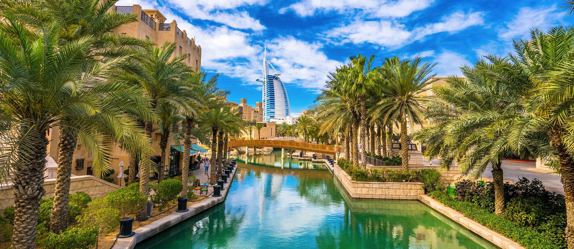 View of water channel <span class="iconos separador"></span> Dubai