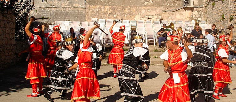 Espectáculo de Espadas en Moreska