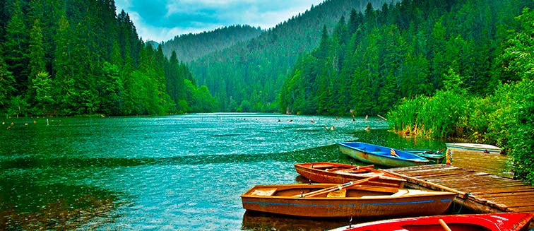What to see in Romania Red Lake